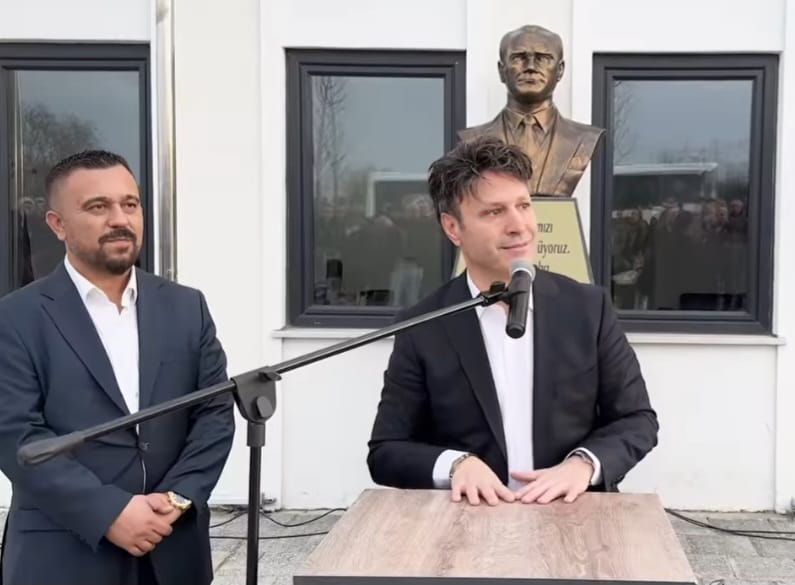 Belediye Başkanı Dr. Ali Kamil Soyuak, çalışanlarına yaptığı açıklamada, maaş