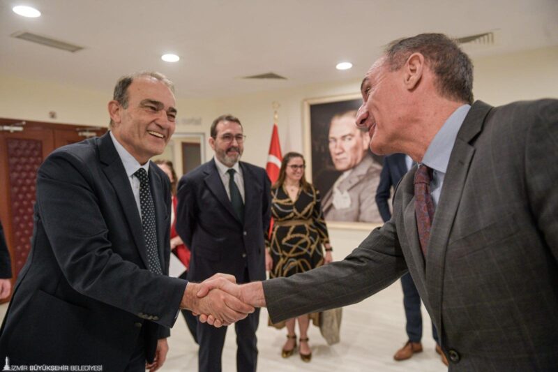 Amerika Birleşik Devletleri’nin İzmir Maslahatgüzarı Michael Goldman İzmir Büyükşehir Belediyesi’ni