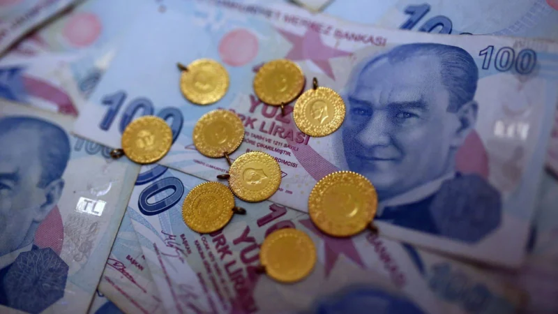 Altının gram fiyatı, güne yatay seyirle başlamasının ardından saat 09.40