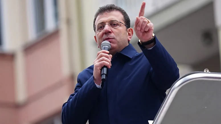 CHP Gençlik Kolları Başkanı Cem Aydın'ın gözaltına alınmasının ardından bugün