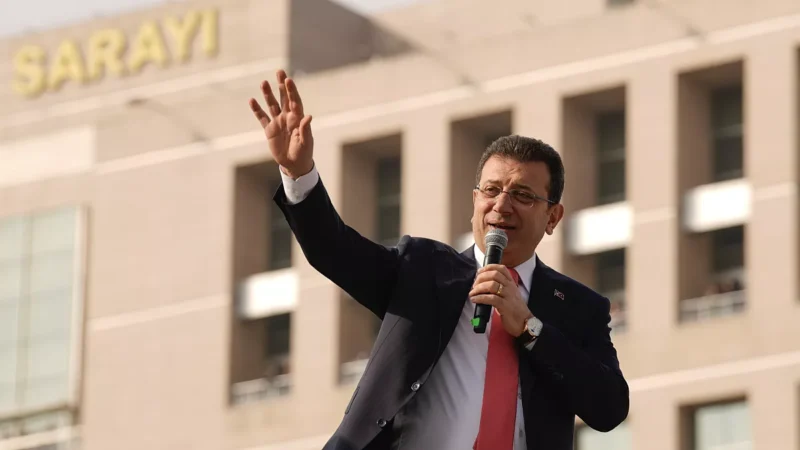 İstanbul Büyükşehir Belediye (İBB) Başkanı Ekrem İmamoğlu, hakkında soruşturma açılmasına