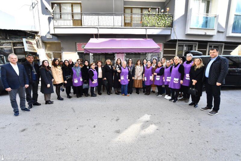 İzmirli belediye başkanlarının eşleri, İzmir Büyükşehir Belediye Başkanı Dr. Cemil