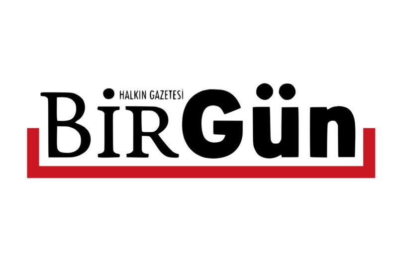 BirGün gazetesi web yayın koordinatörleri Uğur Koç, Berkant Gültekin ve