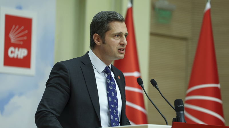 Türkiye'de eğitim, adalet ve ekonomi alanlarında yaşanan sorunlar derinleşiyor. Bolu