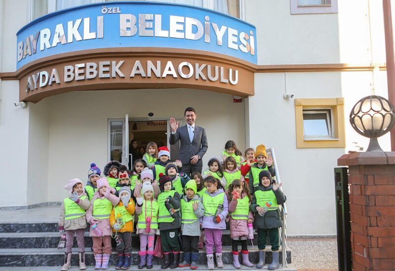 Bayraklı Belediyesi, Türkiye’nin deprem gerçeğine dikkat çekerek afet bilincini artırmaya