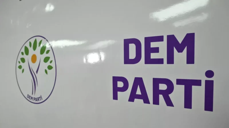 DEM Parti Eş Genel Başkanı Tuncer Bakırhan, yaptığı açıklamada, Abdullah