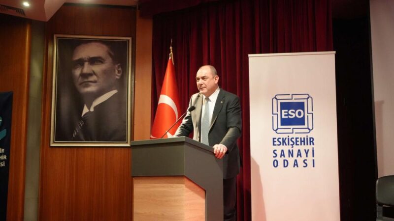Eskişehir’de sanayinin geçmişi ve geleceği, uzman isimlerin katıldığı toplantıda ele