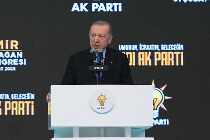 Cumhurbaşkanı ve AKP Genel Başkanı Recep Tayyip Erdoğan, partisinin İzmir