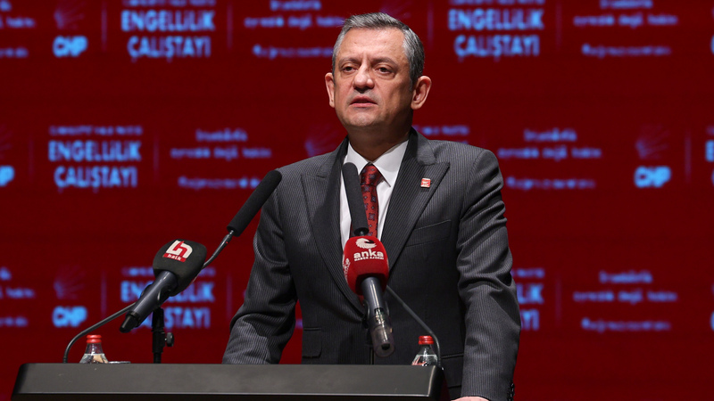 Cumhuriyet Halk Partisi Genel Başkanı Özgür Özel, İzmir’de Engellilik Çalıştayı’na