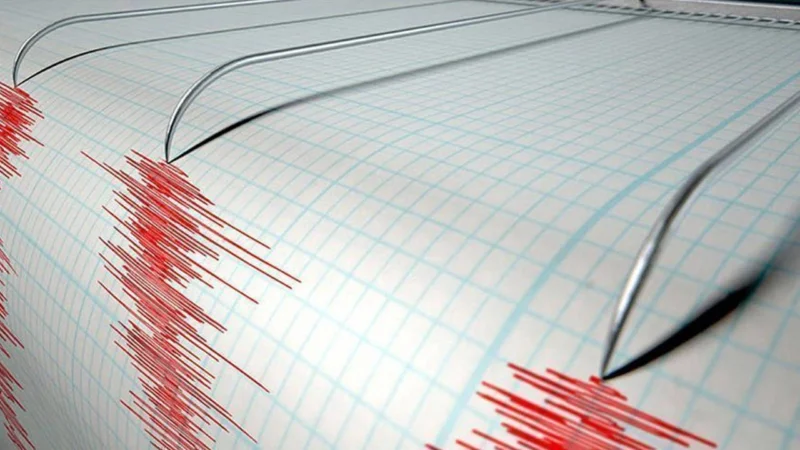AFAD, Ege Denizi'nde saat 11:13'te 4.7 büyüklüğünde deprem meydana geldiğini