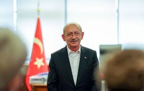Eski CHP Genel Başkanı Kemal Kılıçdaroğlu katıldığı canlı yayında 'Hançerlendim'