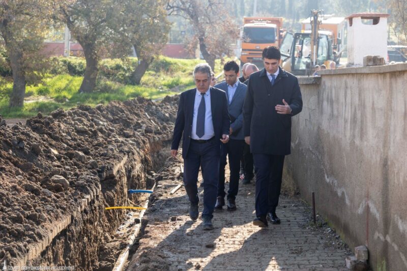 İzmir Büyükşehir Belediyesi İZSU Genel Müdürlüğü’nün Aliağa’da başlattığı altyapı projeleri