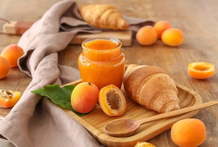 Kayısı marmelatı sadece tatlı bir lezzet değil, sağlık açısından da