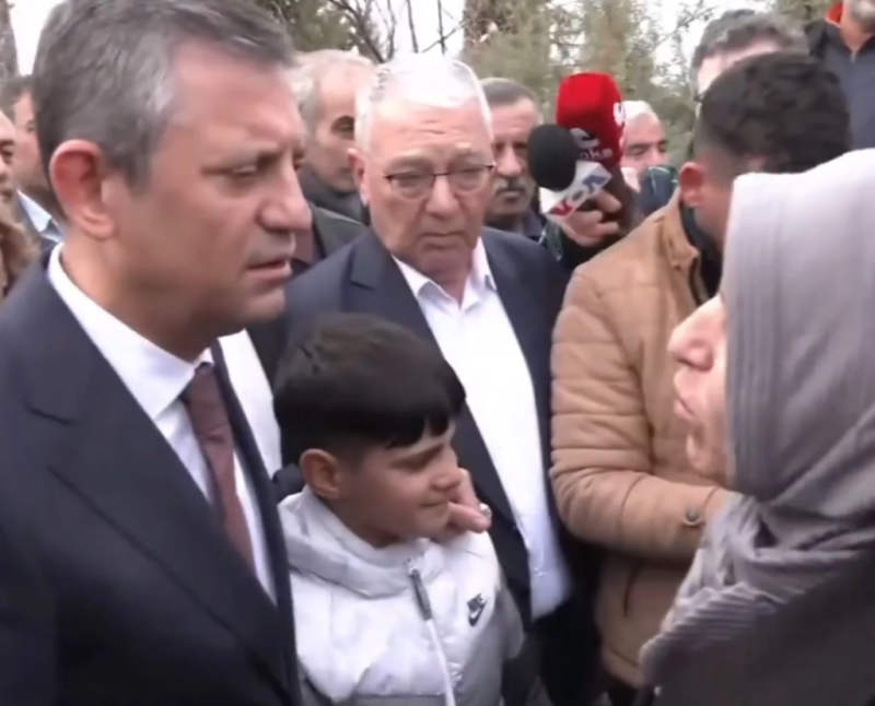 Cumhuriyet Halk Partisi (CHP) Genel Başkanı Özgür Özel, Adıyaman'daki ziyaretinde
