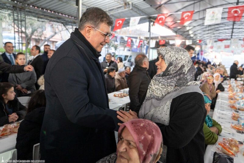 İzmir Büyükşehir Belediye Başkanı Dr. Cemil Tugay, ramazan ayının üçüncü