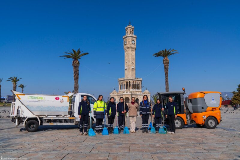 İzmir Büyükşehir Belediyesi, kadın istihdamını artırarak kenti daha yaşanabilir hale