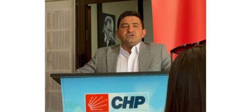 Cumhuriyet Halk Partisi (CHP) Bergama Gençlik Kolları Başkanı Atakan Tekin,