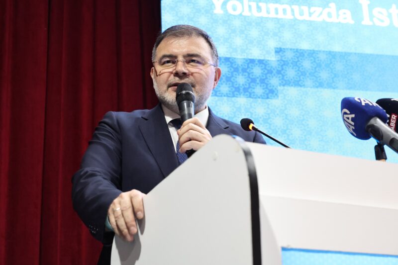 AK Parti İzmir İl Başkanı Bilal Saygılı; ’Türkiye, ‘Politika soyguncularının,