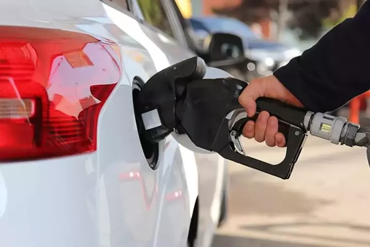 Brent petrol fiyatlarındaki küresel gerileme ve döviz kurlarındaki değişimler, Türkiye'de