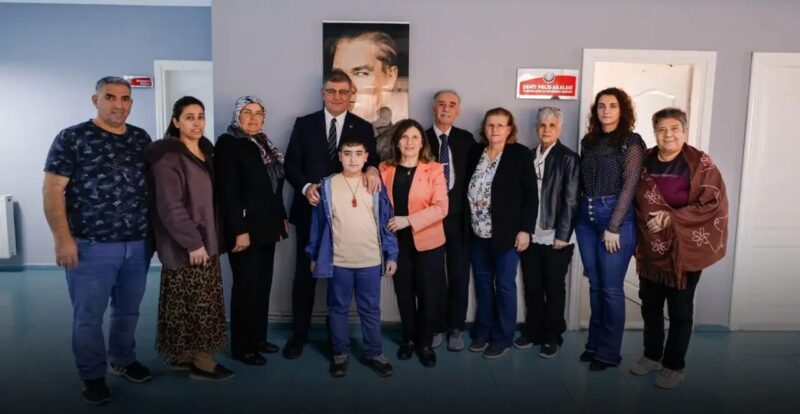 İzmir Büyükşehir Belediye Başkanı Dr. Cemil Tugay, Şehit Polis Aileleri