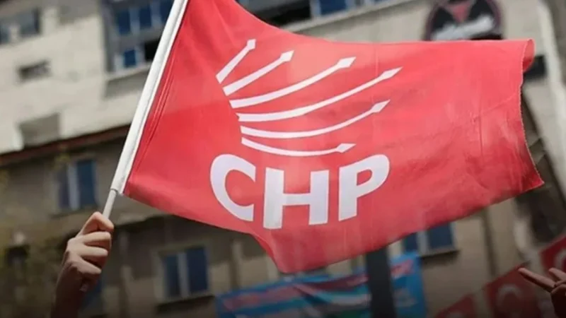 Kınık Belediye Meclisi'nde CHP'li Bayram Özer'in istifası, yerel siyasette şok