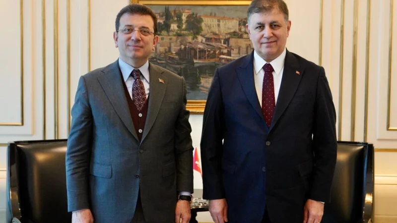 İzmir Büyükşehir Belediye Başkanı Cemil Tugay, İstanbul Büyükşehir Belediyesi ile