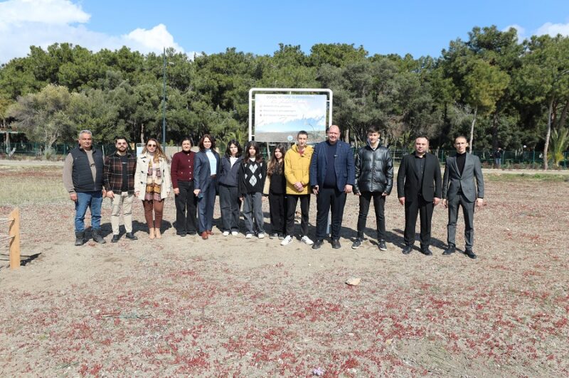 Menderes Belediyesi, Gümüldür ve Özdere sahillerinde yetişen nadir bir çiçek