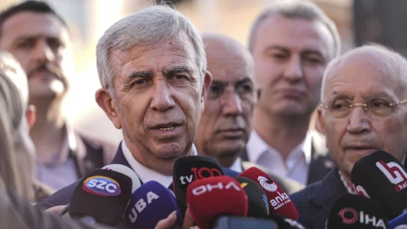 Ankara Büyükşehir Belediye Başkanı Mansur Yavaş, Silivri'de bulunan Ekrem İmamoğlu'nu