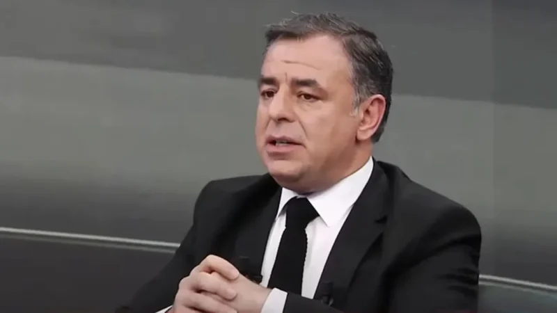 İstanbul Büyükşehir Belediye Başkanı İmamoğlu, "MEDYA AŞ" soruşturması kapsamında tutuklandı.