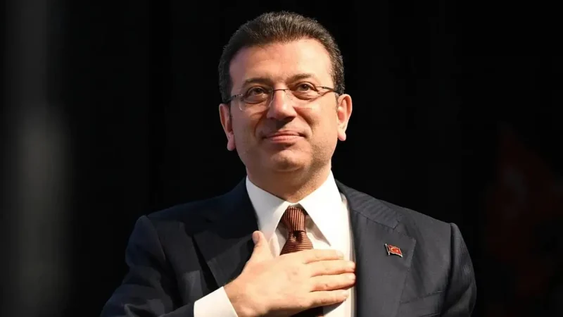 İstanbul Büyükşehir Belediye Başkanı ve CHP'nin Cumhurbaşkanı adayı Ekrem İmamoğlu,