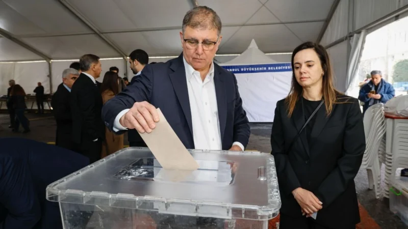 İzmir Büyükşehir Belediye Başkanı Dr. Cemil Tugay, Cumhurbaşkanlığı Ön Seçimi'nde