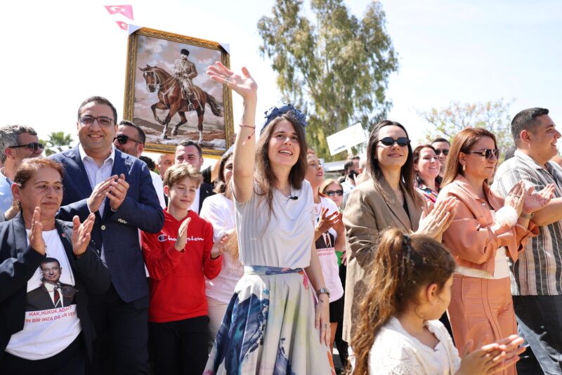  
Başkan Denizli, ‘Adalet için Açık Mikrofon Forumu’na davet ederek, “İlk
