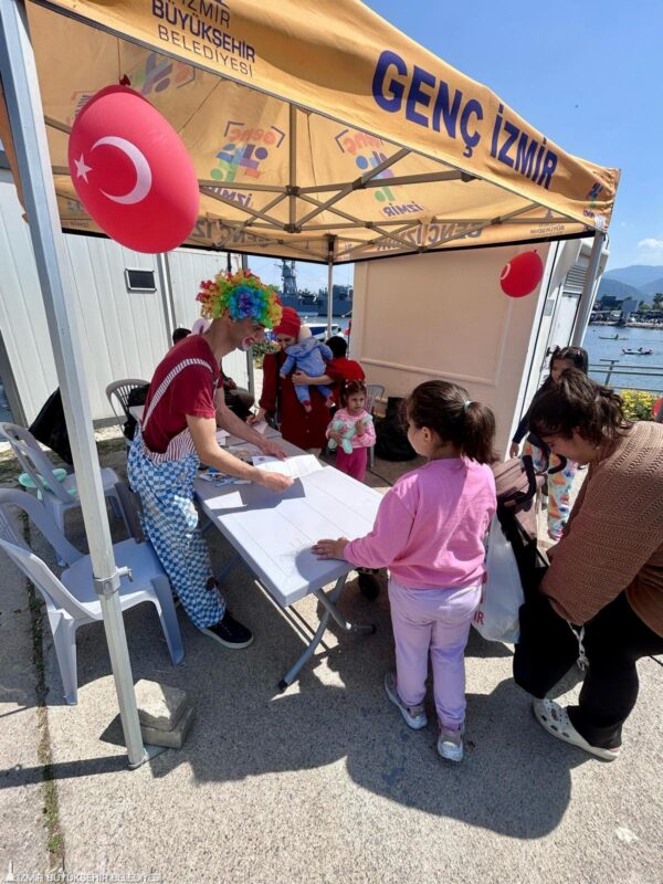 İzmir Büyükşehir Belediyesi, 23 Nisan Ulusal Egemenlik ve Çocuk Bayramı