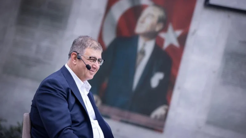 İzmir Büyükşehir Belediye Başkanı Cemil Tugay, Görkemli Hatıralar programında Ekrem