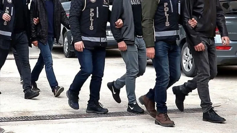 İstanbul'da 1 Mayıs Emek ve Dayanışma Günü öncesi düzenlenen operasyonlarda