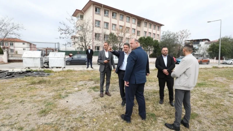 Menderes Belediyesi, Cüneytbey Mahallesi'nde can dostlar için 1900 metrekarelik pati