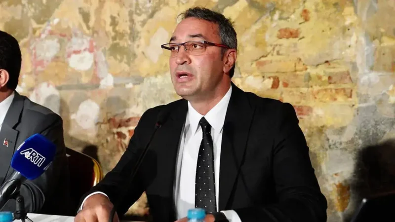 İBB Genel Sekreter Yardımcısı Mahir Polat, hipertansiyon ve kalp krizi