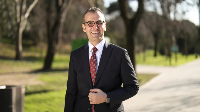 Tutuklanarak yerine kayyum atanan Şişli Belediye Başkanı Resul Emrah Şahan,