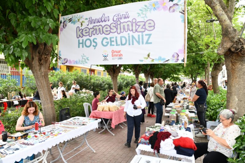 Çiğli Belediyesi, Anneler Günü’nü ilçede düzenlediği renkli ve anlamlı etkinliklerle