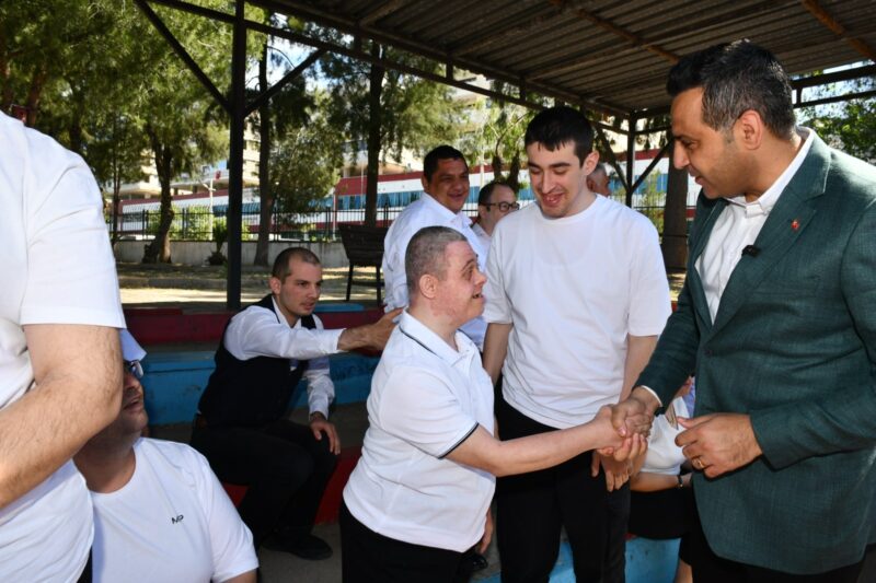 Engelliler Haftası kapsamında düzenlenen “Notalar Kalplere Dokunuyor” etkinliği, özel bireyleri