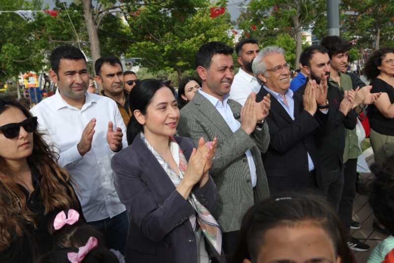 Bayraklı Belediyesi tarafından 19 Mayıs Atatürk’ü Anma, Gençlik ve Spor