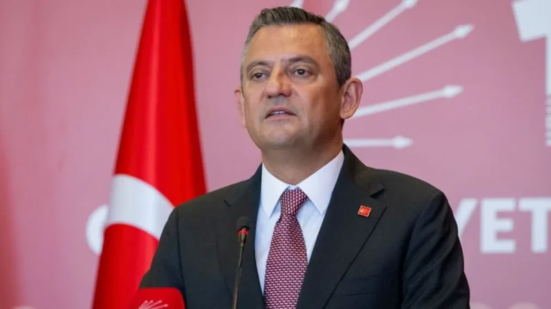 CHP Genel Başkanı Özgür Özel, uğradığı saldırı sonrası partisinin TBMM