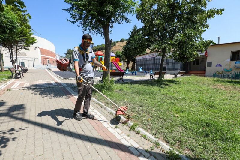 Gaziemir Belediyesi, havaların ısınmasıyla birlikte yoğun olarak kullanılan 161 park