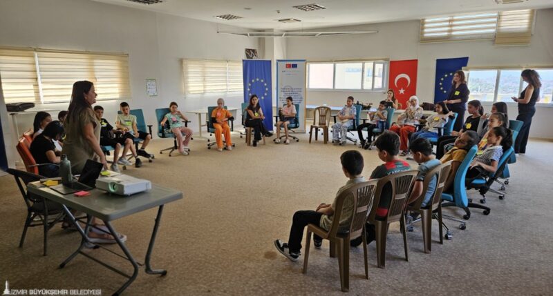 
İzmir Büyükşehir Belediyesi ve UNICEF iş birliği ile çocuklar için