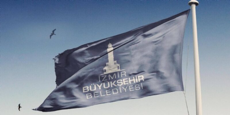 İzmir Büyükşehir Belediyesi iştiraki İZBETON'a yönelik soruşturma kapsamında hazırlanan iki