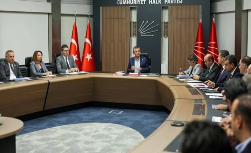 CHP Merkez Yönetim Kurulu (MYK), Adana Büyükşehir Belediye Başkanı Zeydan