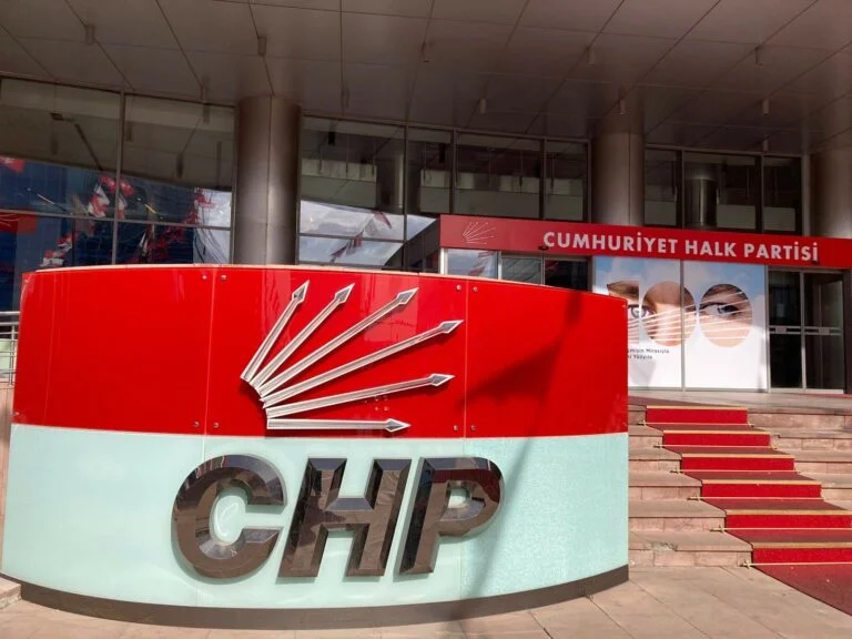 CHP’li 134 milletvekili, belediyelere yönelik yargı operasyonlarına karşı ortak bir