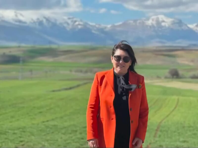 AK Parti Adana Milletvekili Sunay Karamık’tan gençlere ve eğitime nefes
