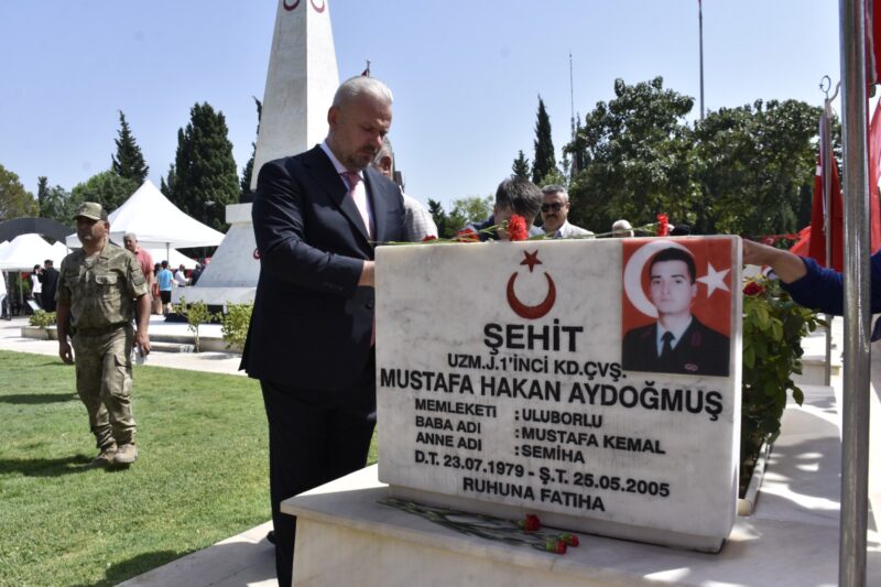 
Menemen Belediye Başkanı Aydın Pehlivan, 15 Temmuz Demokrasi ve Milli