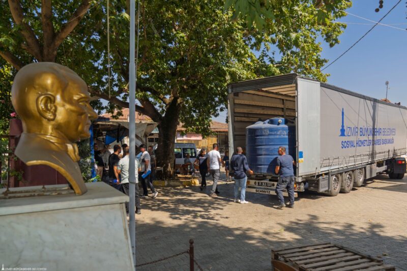 İzmir Büyükşehir Belediyesi, orman yangınlarında en çok yara alan Ödemiş’in